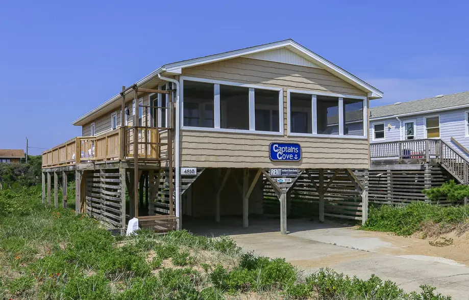 CAPTAINS COVE