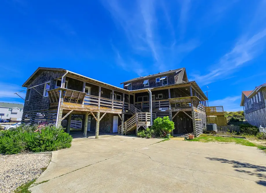 THE HARRISS COTTAGE NAGS HEAD