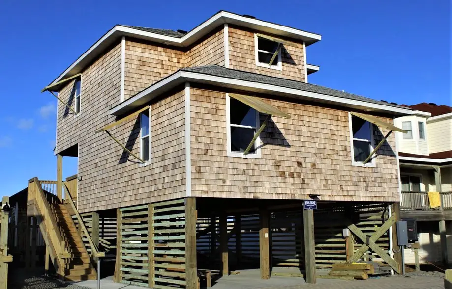 WBC Whalebone Oceanfront 3 Bedroom Cotta...