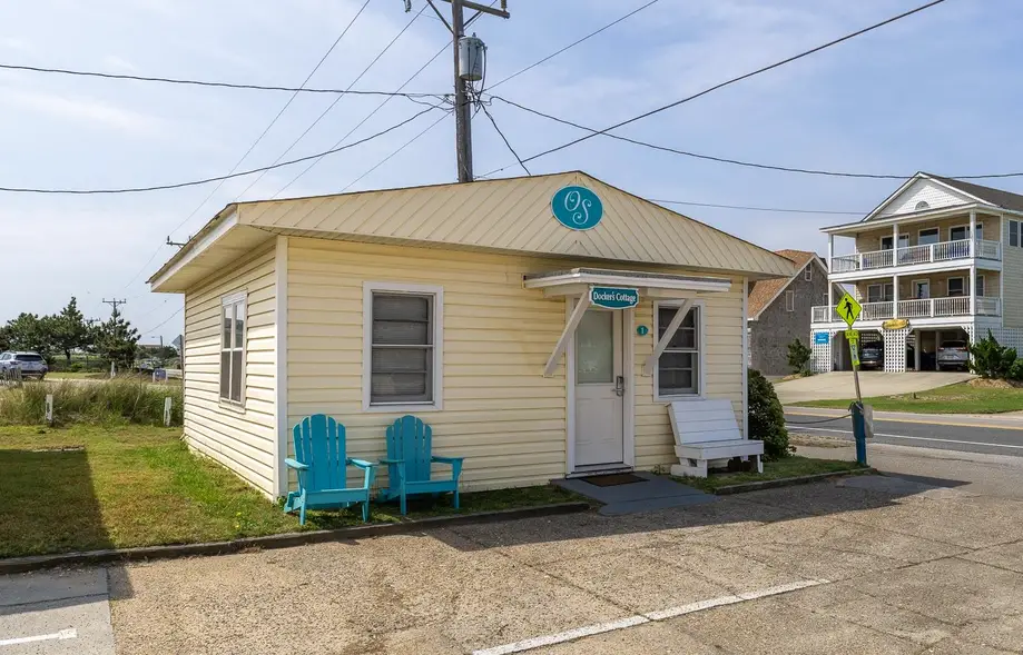 OC1 The Docker's Cottage at Oceanside Co...