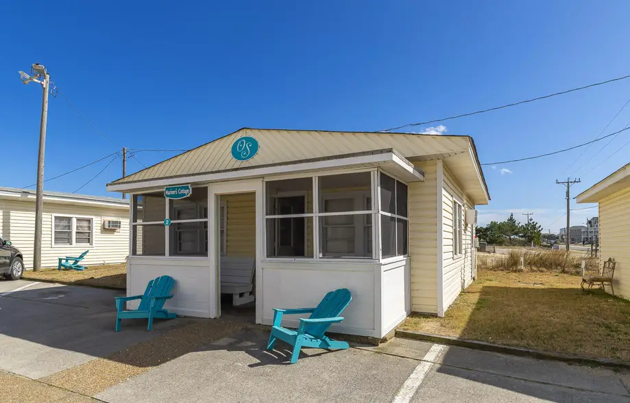 OC2 The Mariner's Cottage Oceanside Cour...