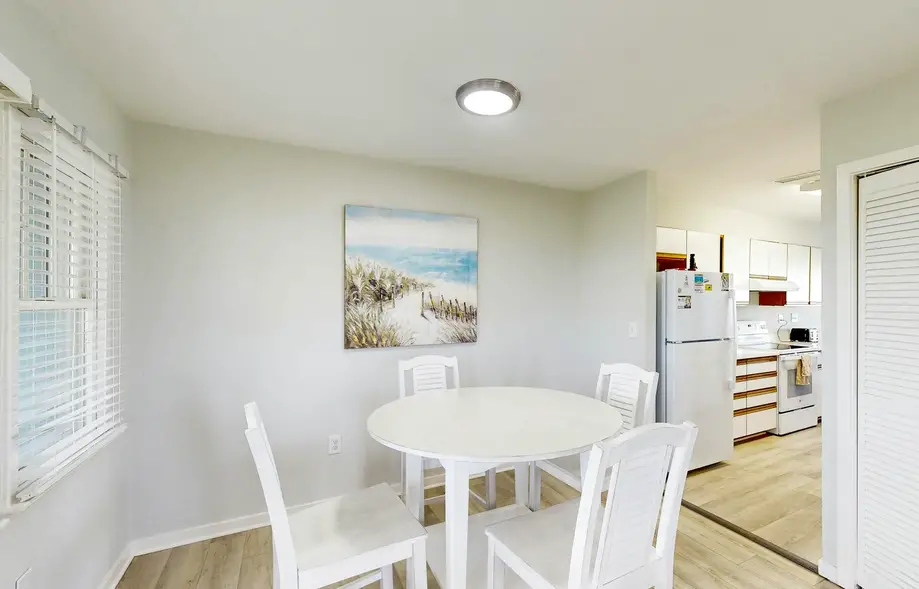 rental image 4