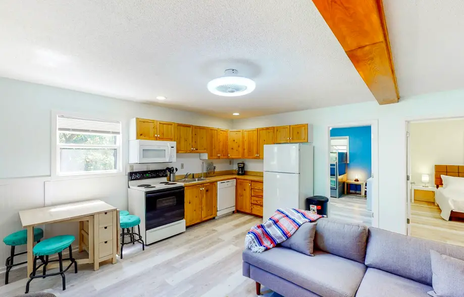 rental image 2