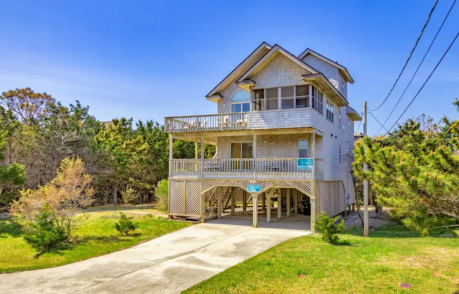 Hatteras High 65