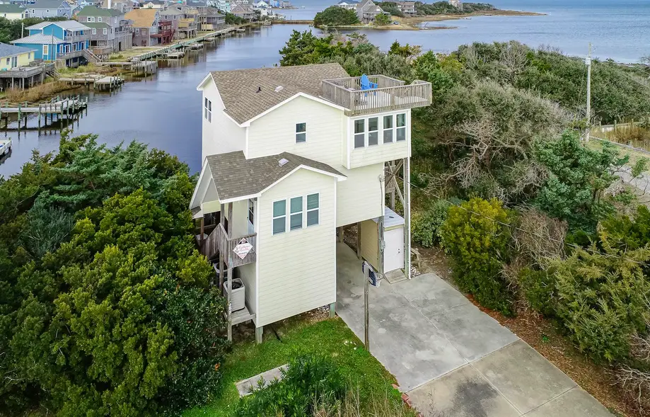 Horizon House 405