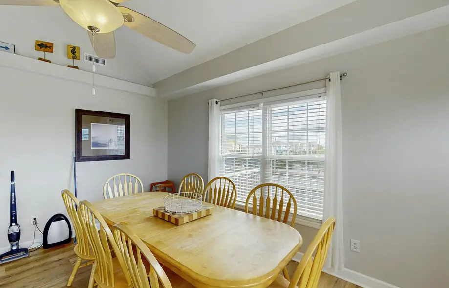 rental image 7
