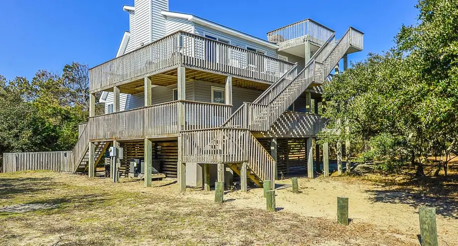 The T House