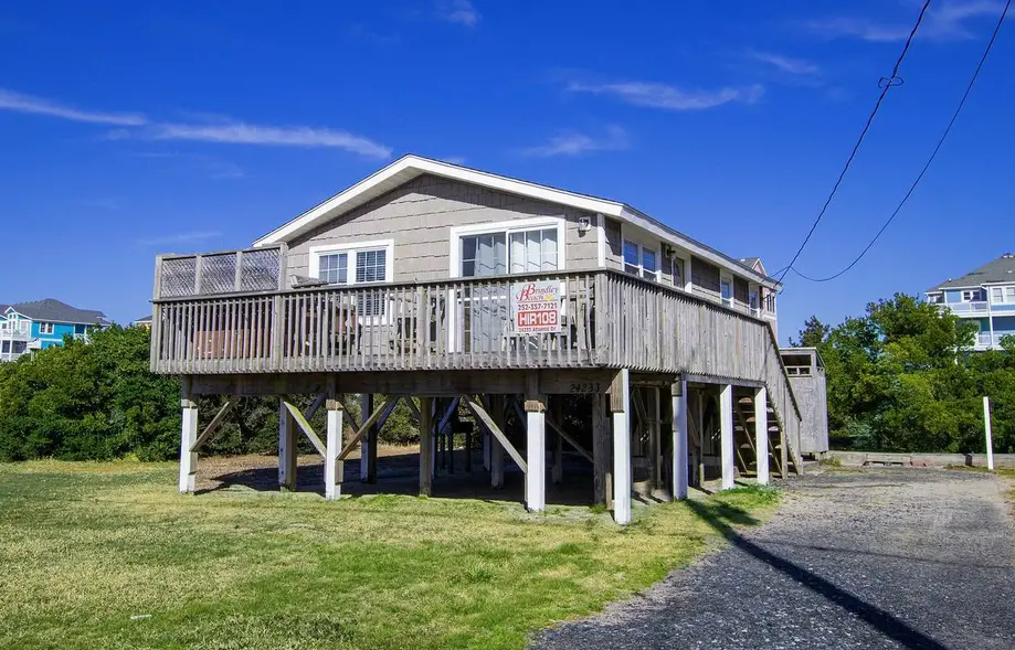 Cottage by the Pier