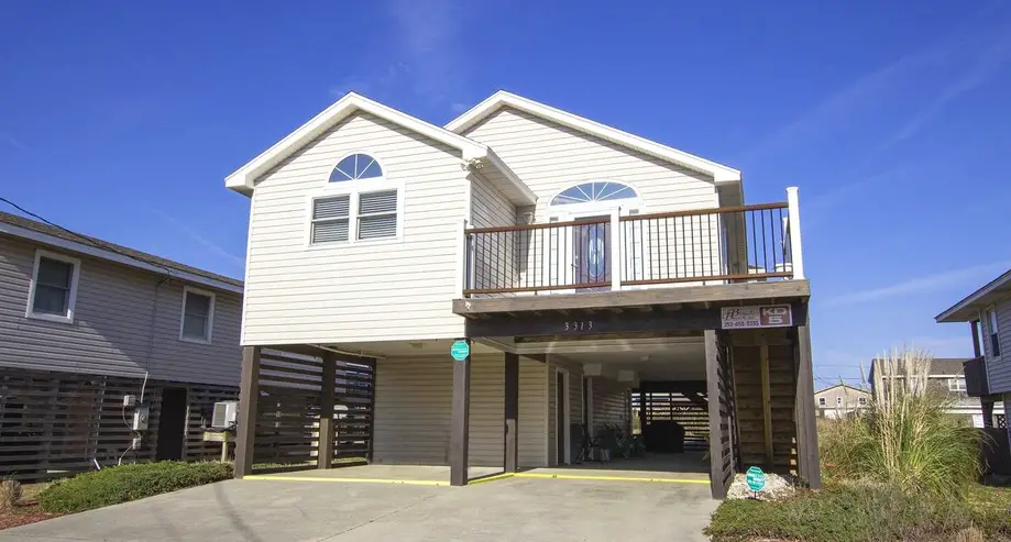 The Coastal Cottage