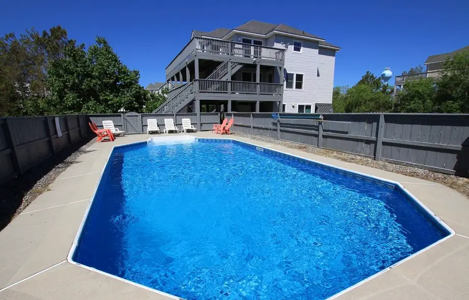 Seaside Manor