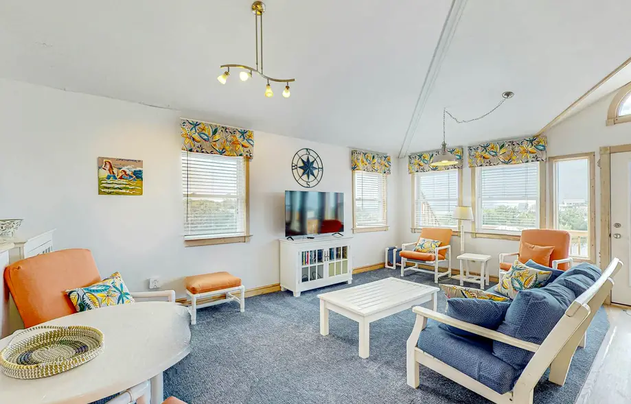 Egret Point 802