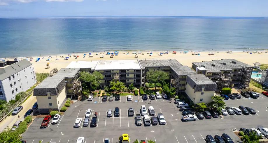 GS-2-D1 Oceanfront 2 Bedroom Condo at Go...