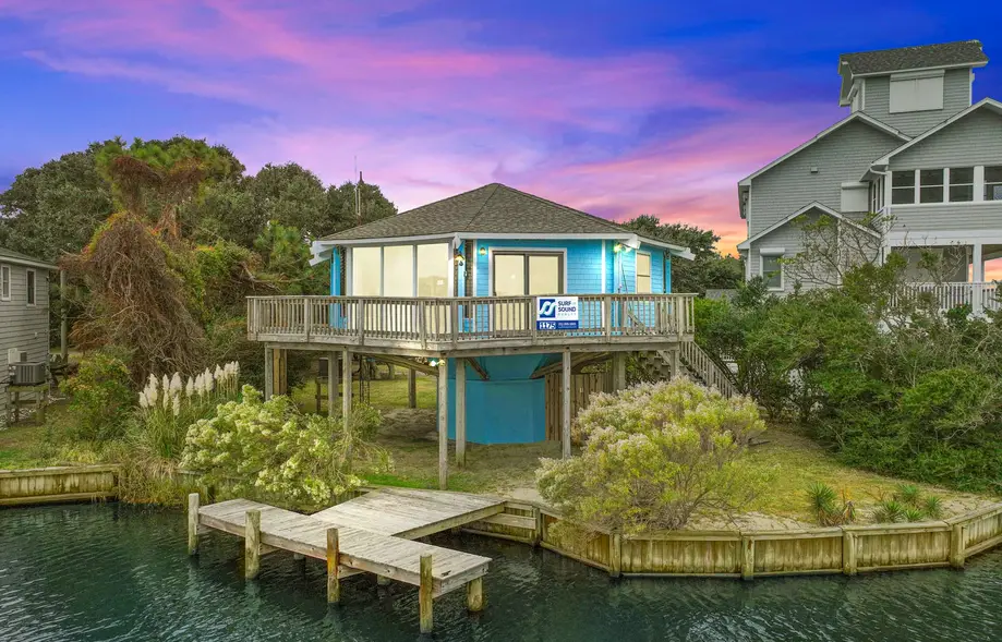 Ozzie's Island Hideaway