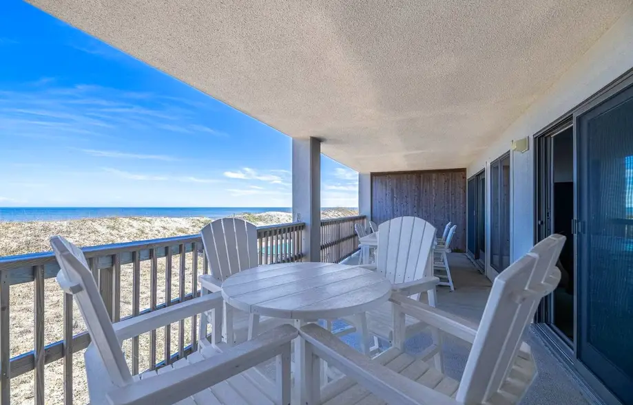 Heron Cove 203N
