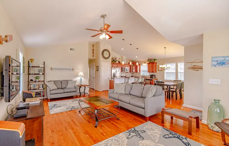 rental image 7