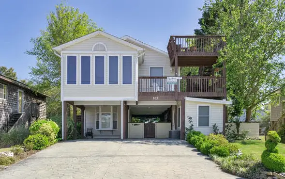 5138 - Wylie's Beach Oasis