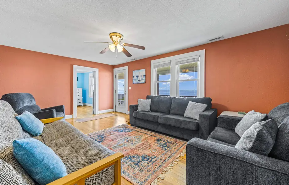 rental image 4