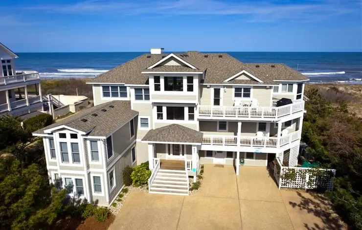 CAROLINA BY THE SEA