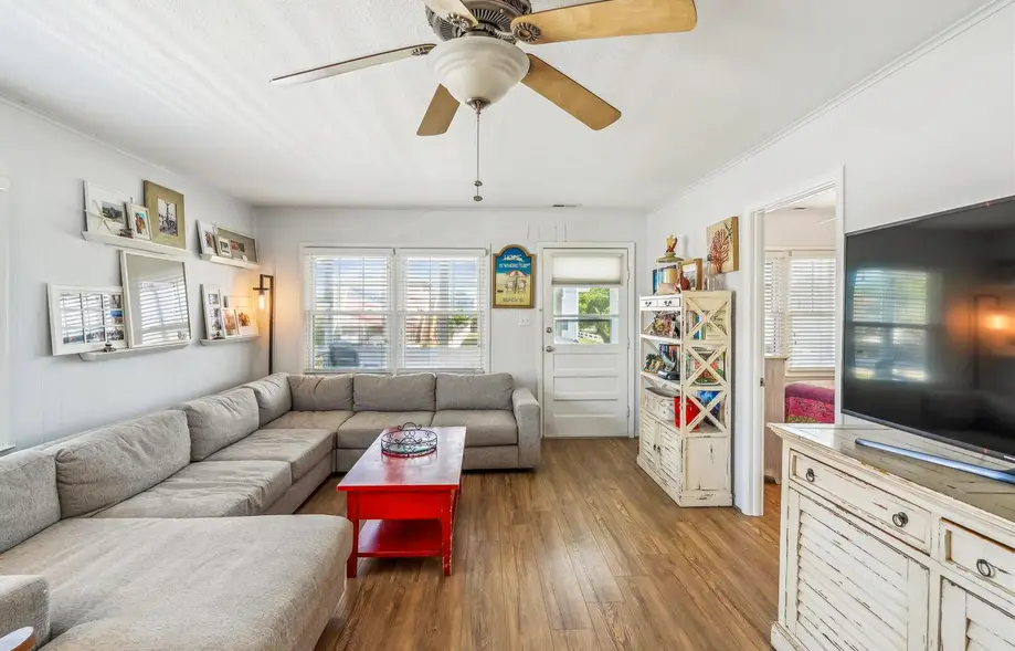 rental image 7
