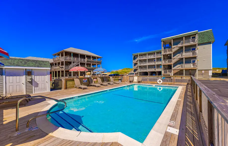 R-10 | The Regency Condominium