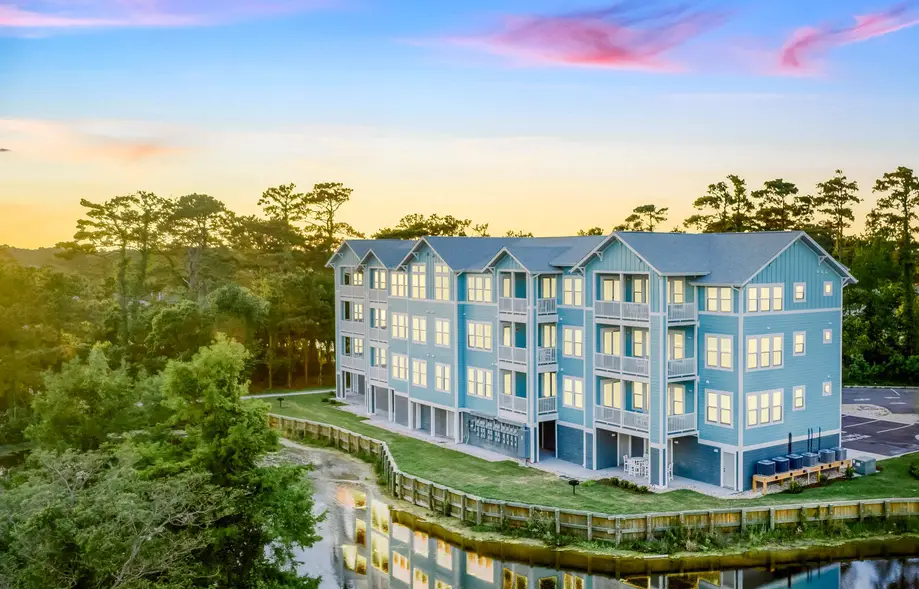 K0320 Sapphire Sound 3 Bedroom Condo at ...
