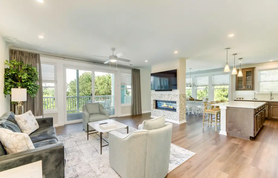 K0317 Pearl Point 3 Bedroom Corner Condo...